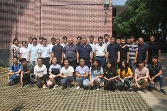 15级韶峰班座谈会合影-1